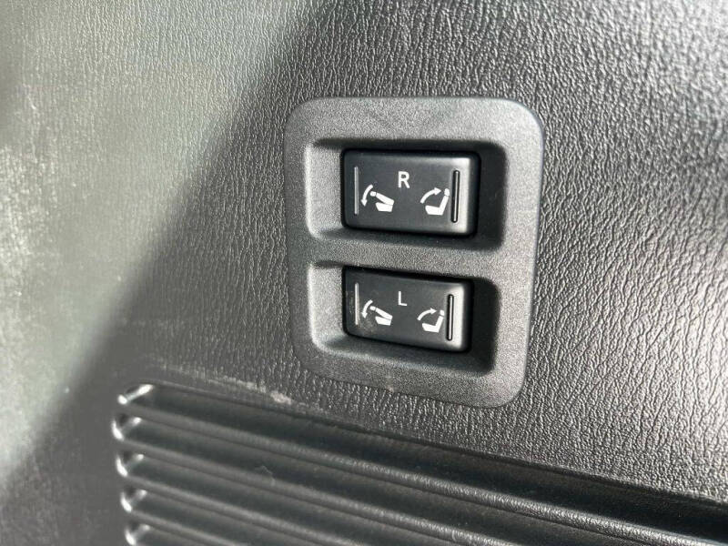 2017 Nissan Armada SL