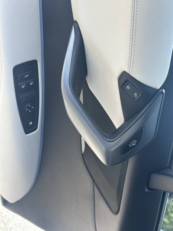 2016 BMW i8