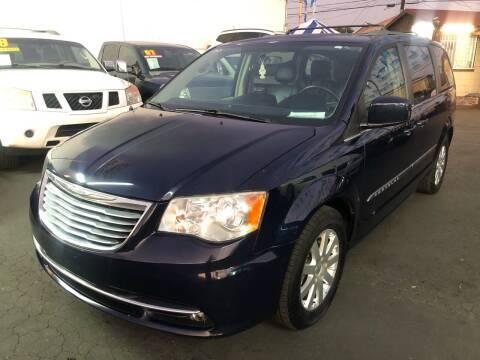 2014 Chrysler Town and Country for sale at Plaza Auto Sales in Los Angeles CA