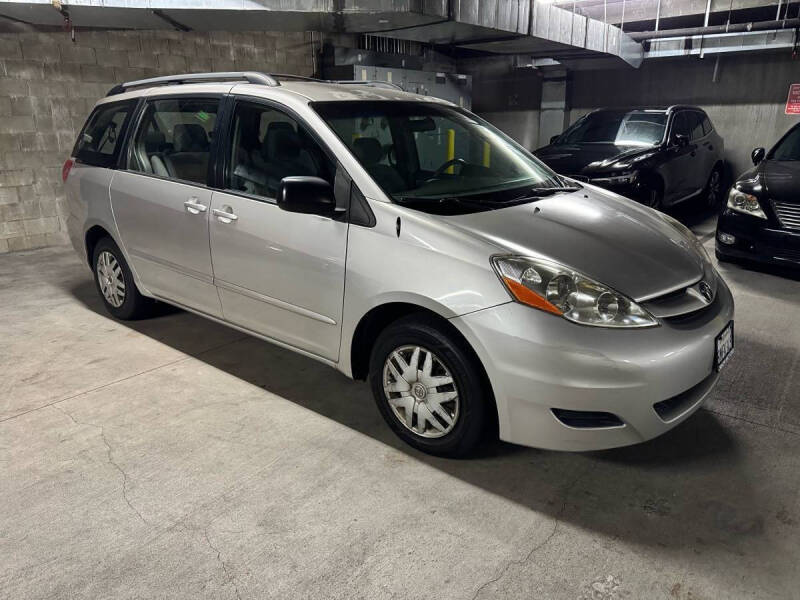 2007 Toyota Sienna CE 7-Passenger