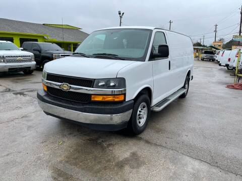 2019 Chevrolet Express Cargo for sale at RODRIGUEZ MOTORS CO. in Houston TX