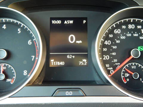 2016 Volkswagen Golf TSI SE