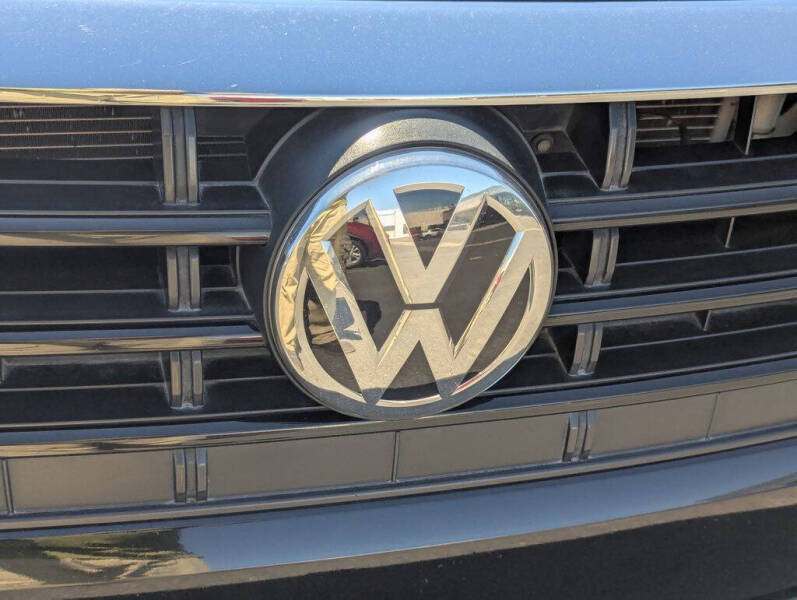 2020 Volkswagen Jetta R-Line