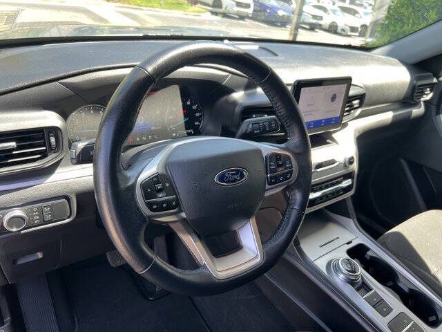 2022 Ford Explorer XLT