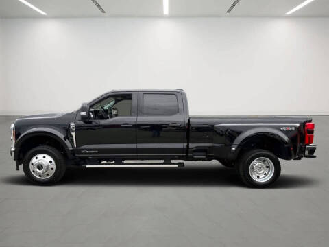 2025 Ford F-450 Super Duty Lariat