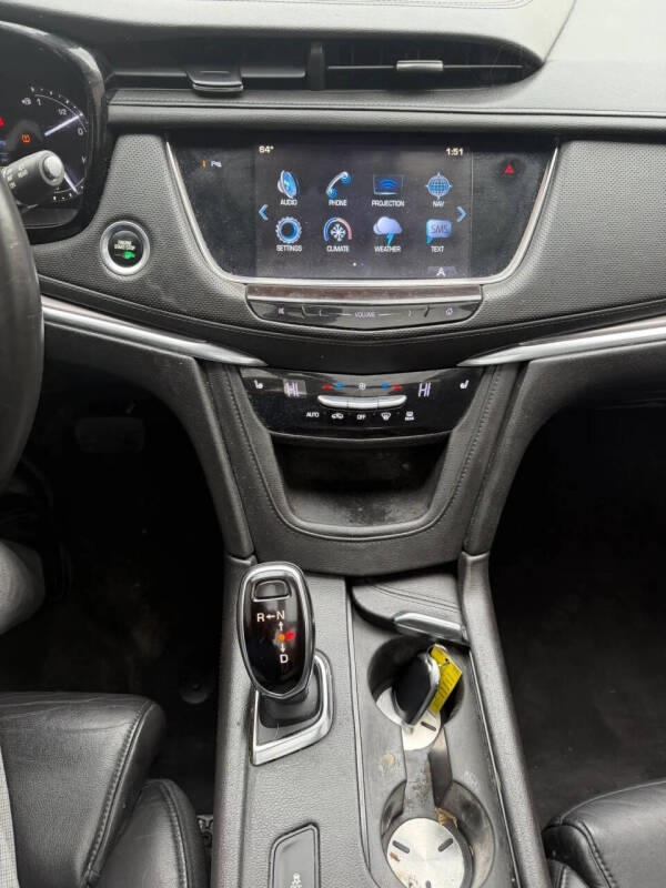 2017 Cadillac XT5 Luxury
