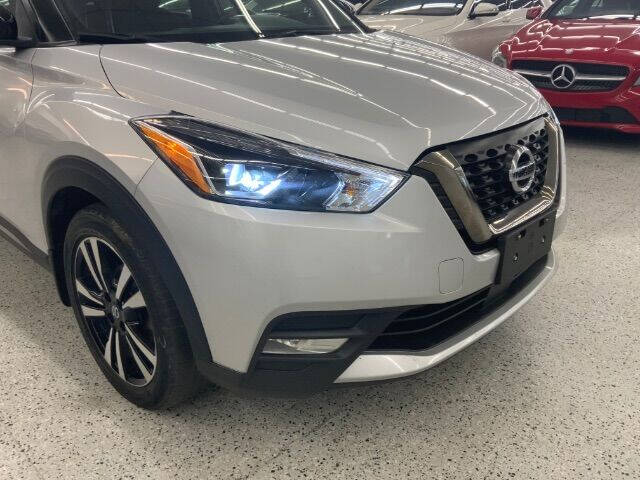 2020 Nissan Kicks SR