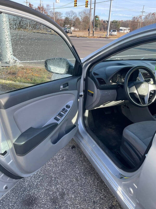 2017 Hyundai Accent Value Edition