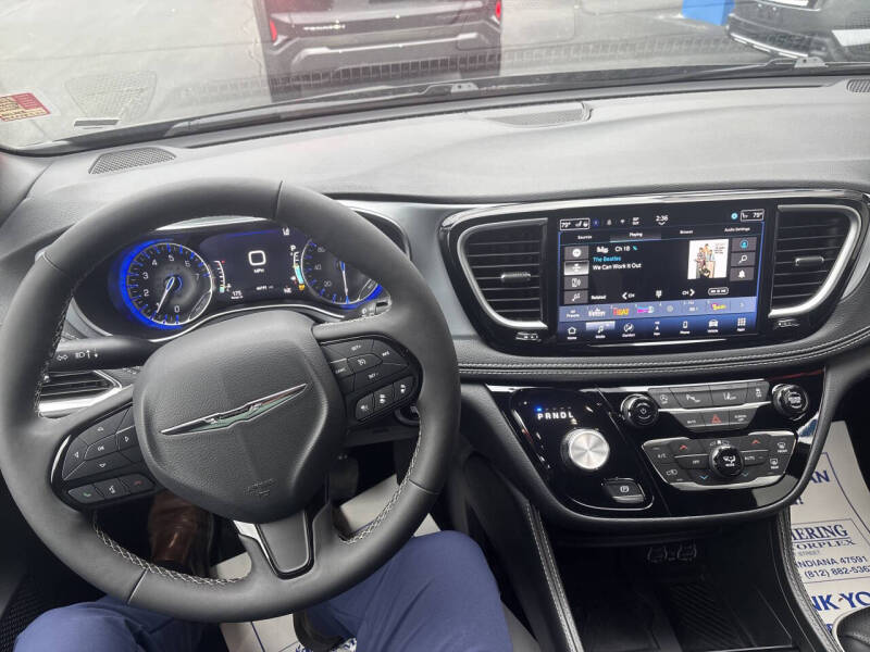 2025 Chrysler Pacifica Limited