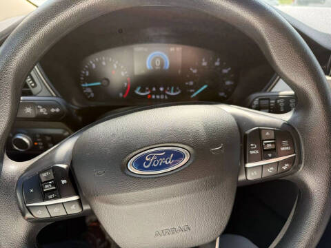 2020 Ford Escape SE