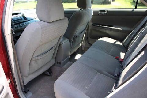 2005 Toyota Camry LE