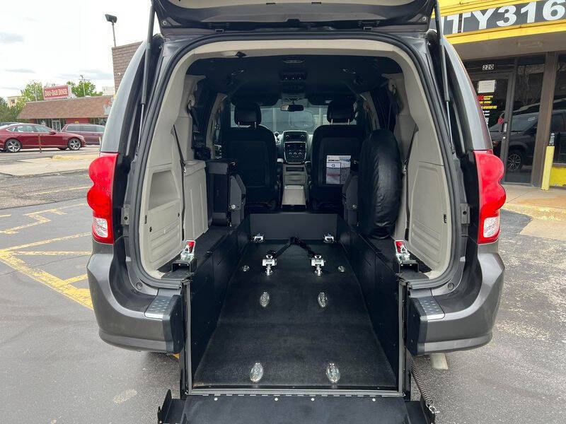 2017 Dodge Grand Caravan SE