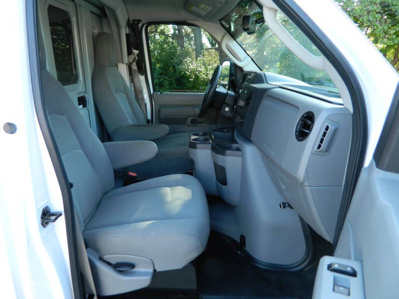 2023 Ford E-Series