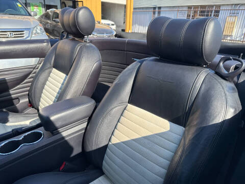 2003 Ford Thunderbird Premium