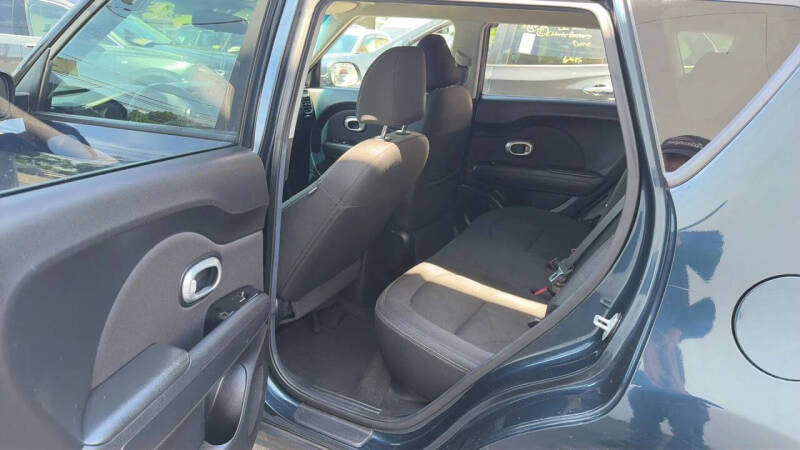 2019 Kia Soul +