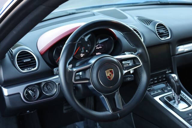 2017 Porsche 718 Cayman