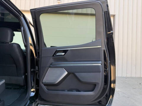 2025 GMC Sierra EV Denali