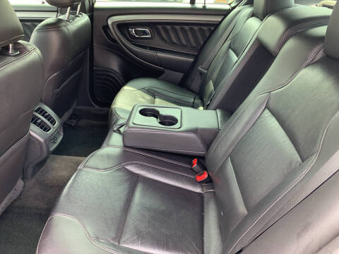 2015 Ford Taurus SEL