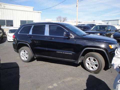 2017 Jeep Grand Cherokee Laredo