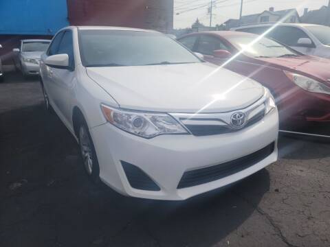 2013 Toyota Camry for sale at The Bengal Auto Sales LLC in Hamtramck MI