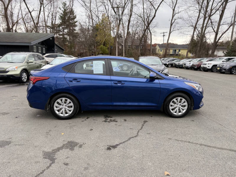 2020 Hyundai Accent SE
