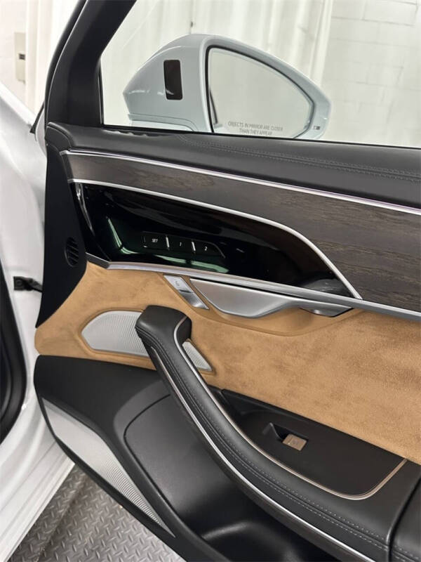 2021 Audi A8 L quattro 60 TFSI