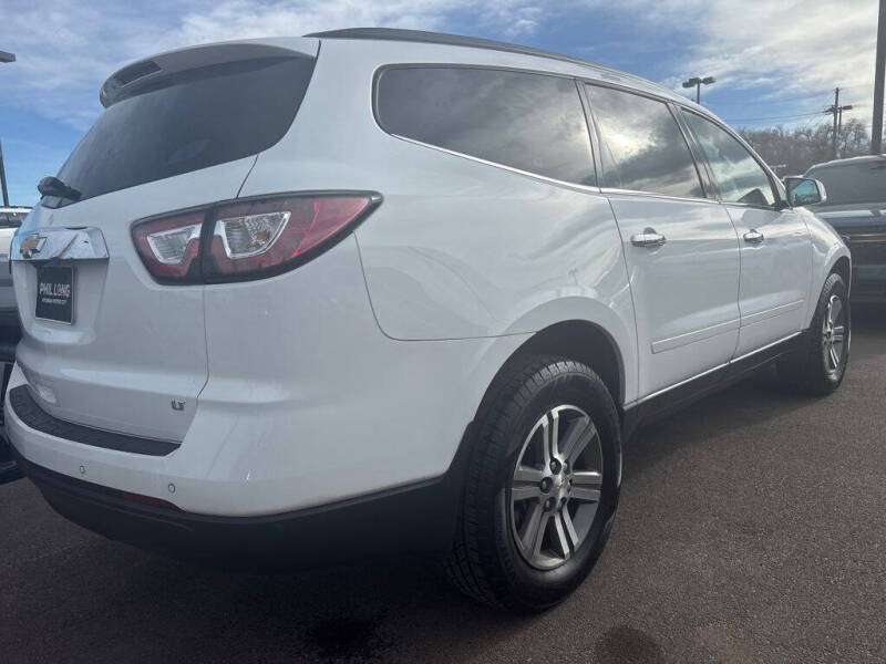 2017 Chevrolet Traverse LT