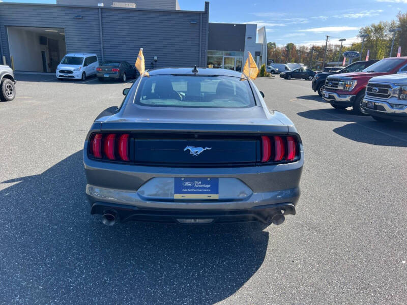 2021 Ford Mustang EcoBoost