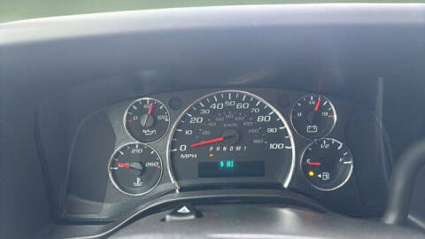 2025 Chevrolet Express 2500