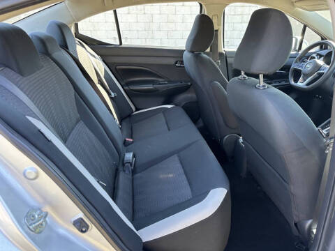 2020 Nissan Versa SV