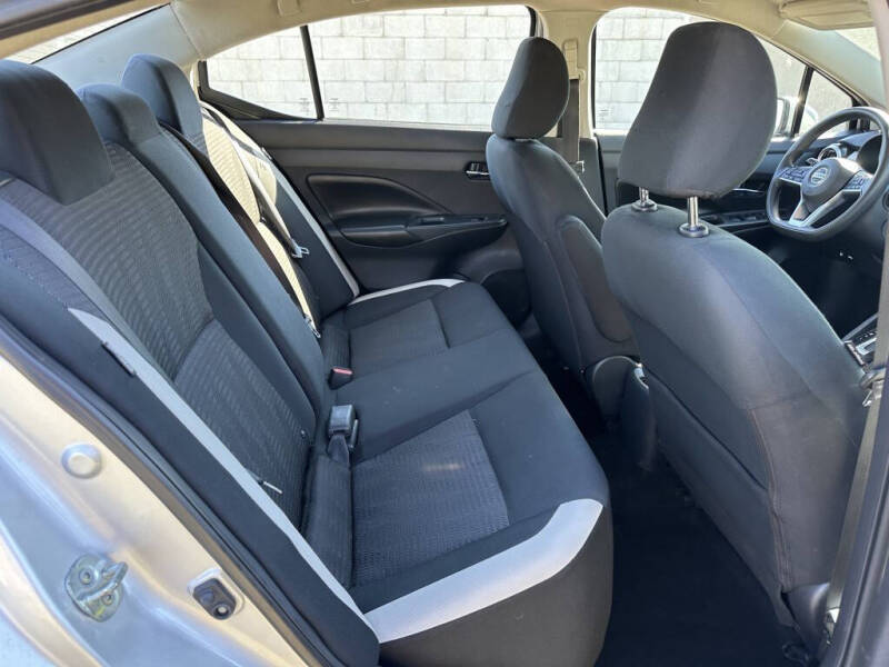 2020 Nissan Versa SV