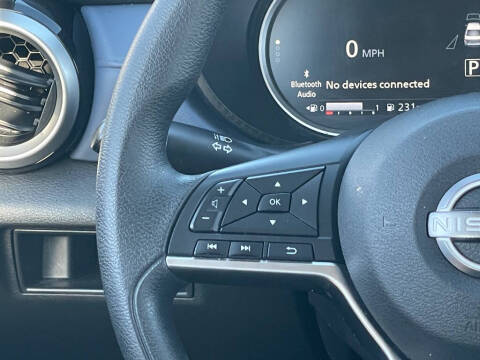 2023 Nissan Versa SV