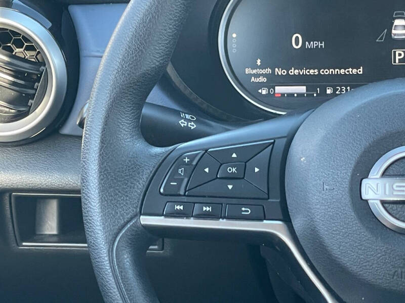 2023 Nissan Versa SV