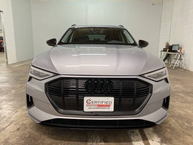 2023 Audi e-tron quattro Premium Plus