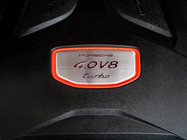 2021 Porsche Cayenne Turbo