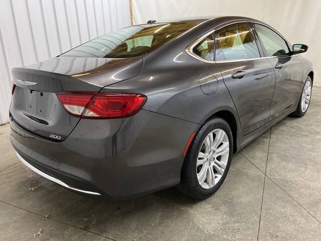 2015 Chrysler 200 Limited