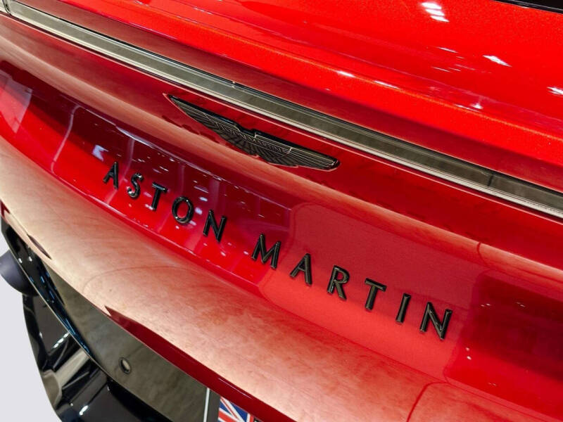 2021 Aston Martin DBX