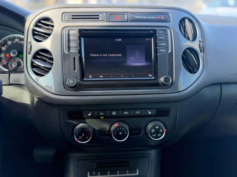 2017 Volkswagen Tiguan 2.0T Wolfsburg Edition