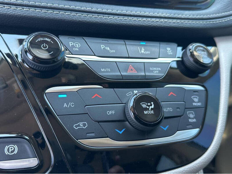 2022 Chrysler Pacifica Hybrid Limited