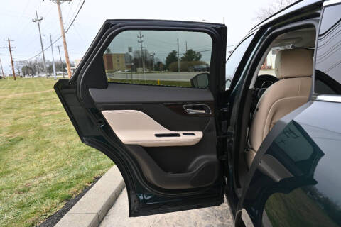 2017 Jaguar F-PACE 35t Prestige