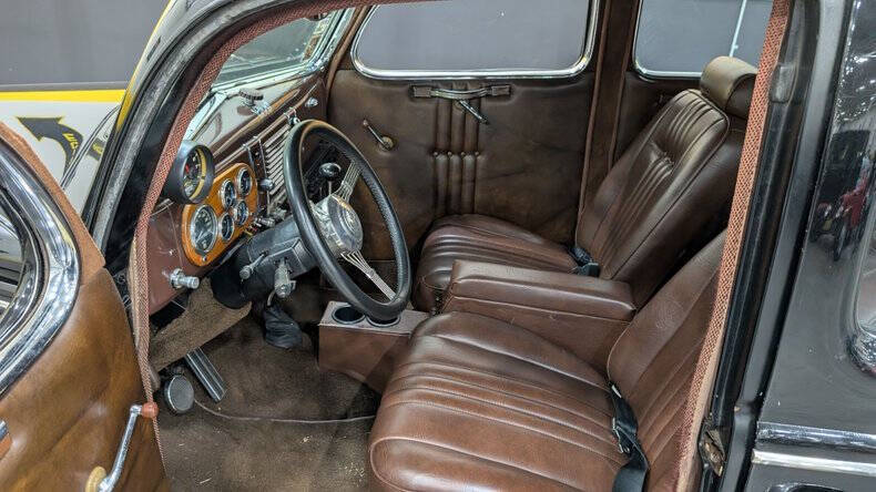1939 Ford Deluxe
