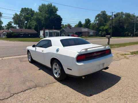 2014 Dodge Challenger SXT