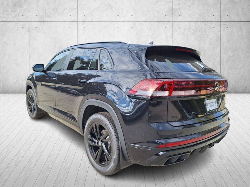 2026 Volkswagen Atlas Cross Sport SEL R-Line Black 4Motion