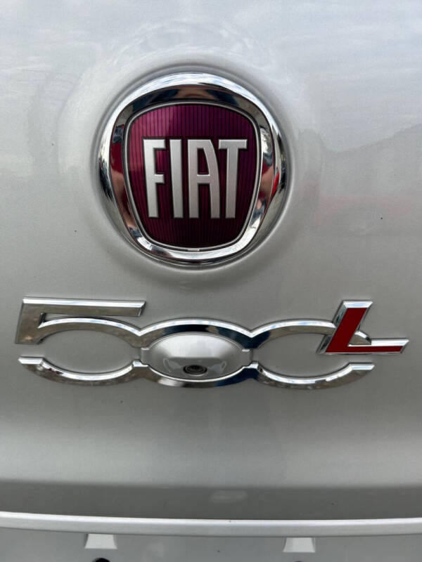 2015 FIAT 500L Lounge photo 17