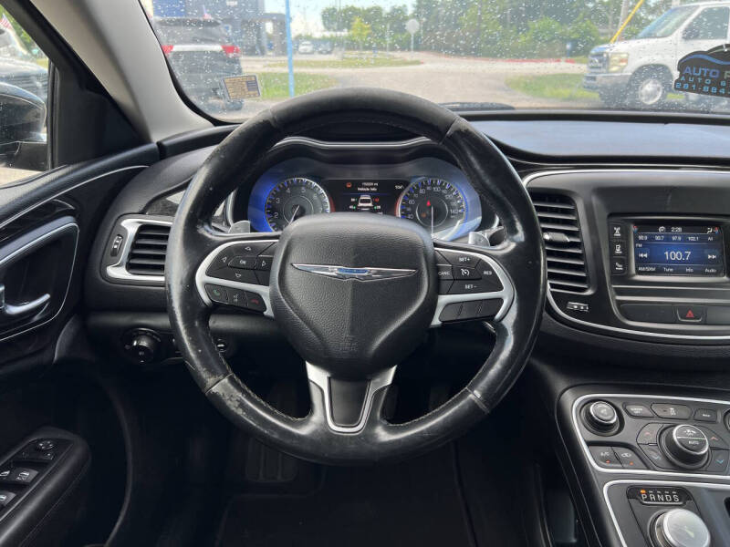 2015 Chrysler 200 C