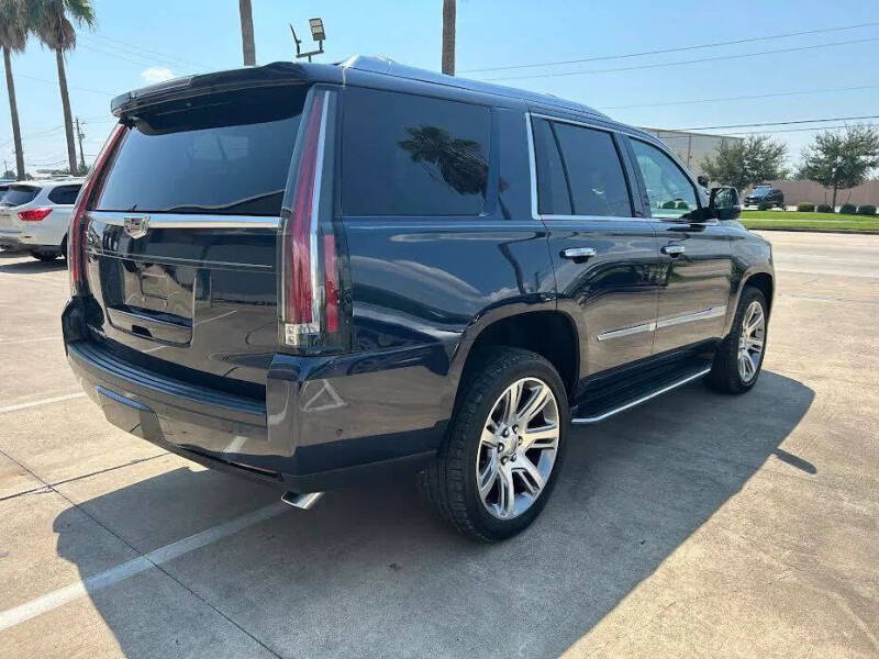 2019 Cadillac Escalade Luxury