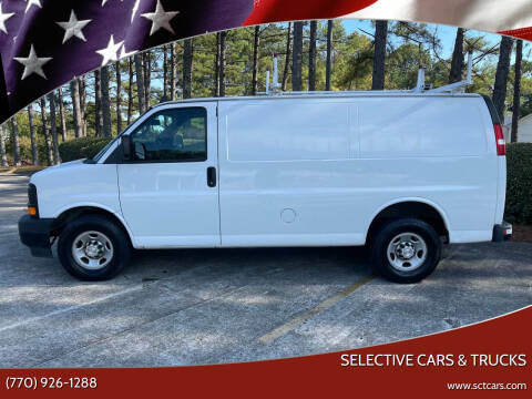 2017 Chevrolet Express for sale at SELECTIVE Cars & Trucks in Woodstock GA