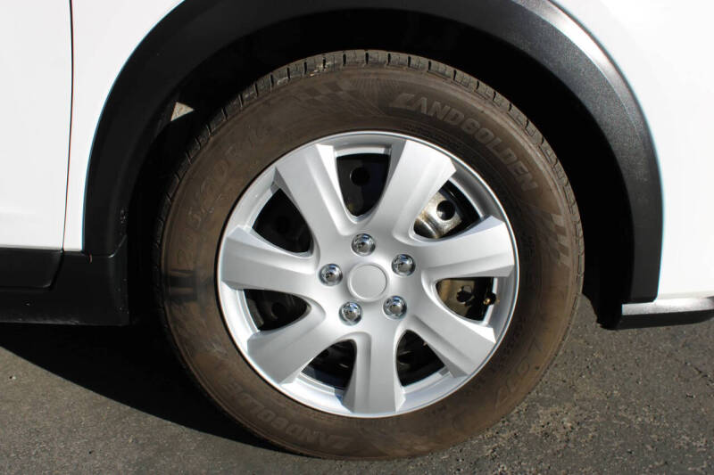 2023 Nissan Kicks S