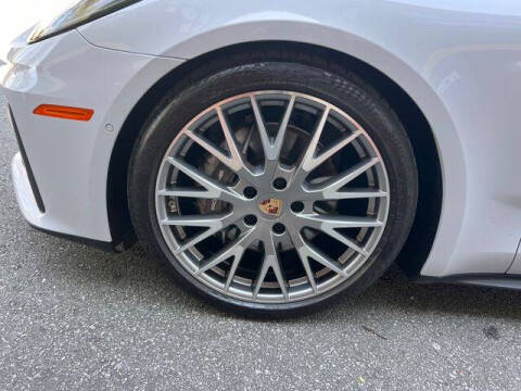 2025 Porsche Panamera