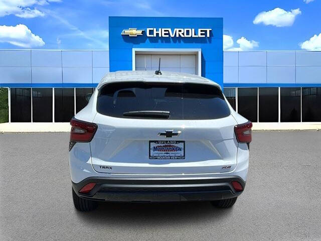 2026 Chevrolet Trax RS